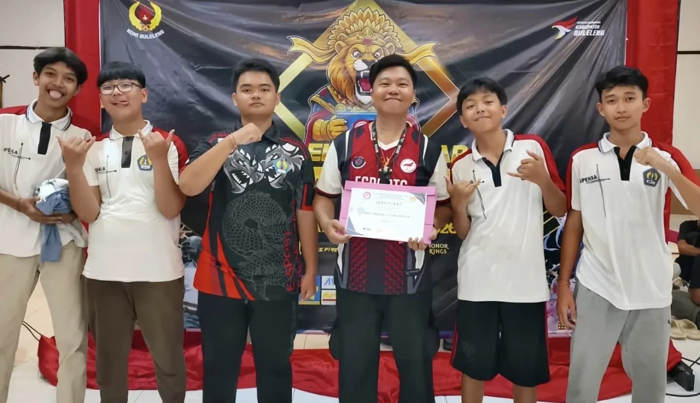 Spensaraja Sukses Raih Juara 2 di Free Fire Galaxy Vol. III